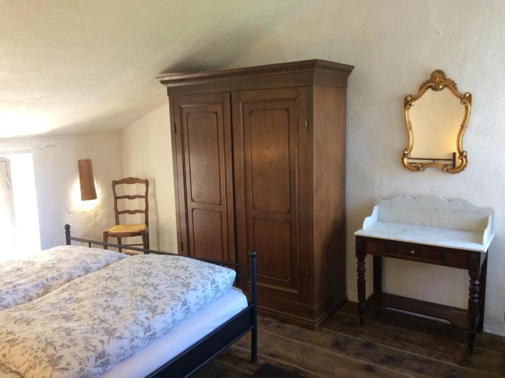 Casa Franceschi Bed & Breakfast Pioggiola Exterior photo